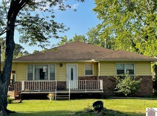 305 2nd St, Cadiz, KY 42211
