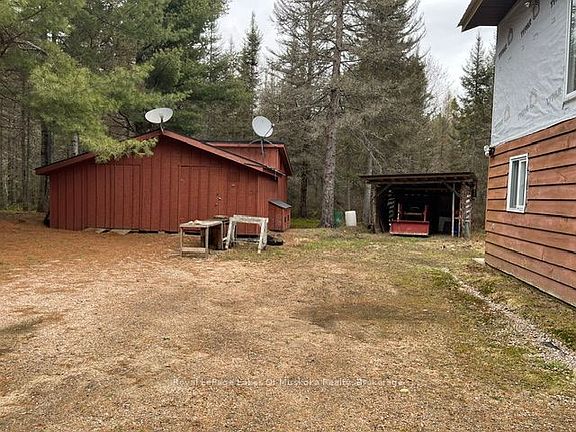 5th image of 796 Scarlett Rd