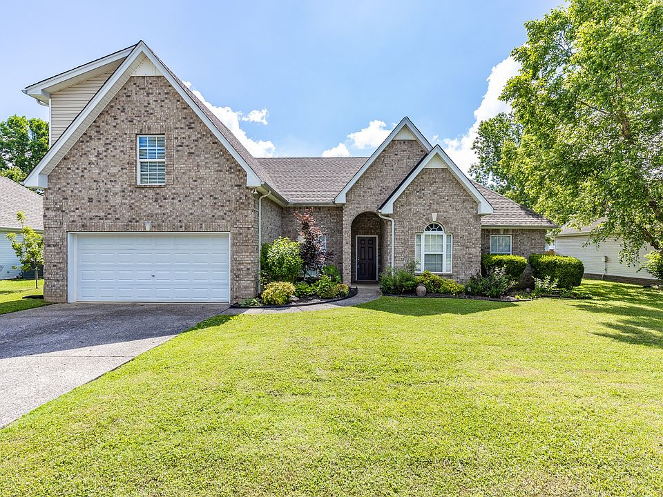 1st image of 229 Foster Dr