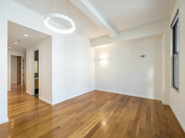 76 Madison Avenue image 14 of 37