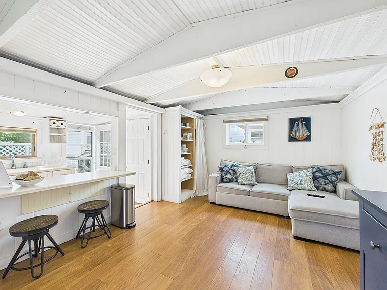 271 Great Island Rd — Photo 2