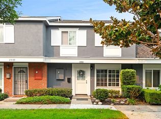 2332 Bunker Hill Way, Costa Mesa, CA 92626