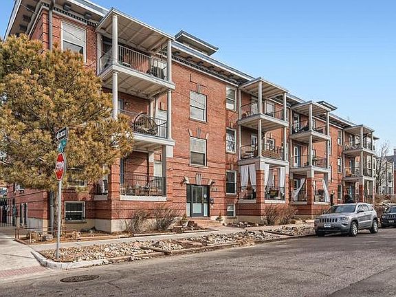 4th image of 1374 N Ogden St APT 4