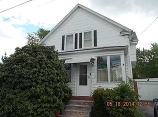 4 Barrett St, Cranston, RI 02910