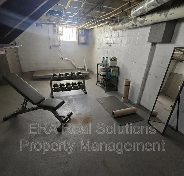 852 Fairwood Ave — Photo 5