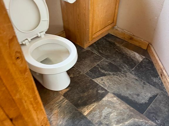 5th image of 325 Vine St #5