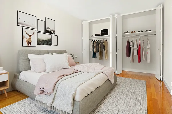 Rented by Stonehenge NYC LLC | media 5