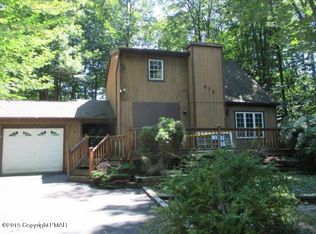 240 Greenbriar Cir, Tobyhanna, PA