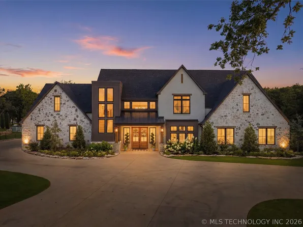 17530 E Anthem Ridge Rd, Owasso, OK 74055