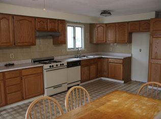 54 Kelvin St #B, Everett, MA 02149
