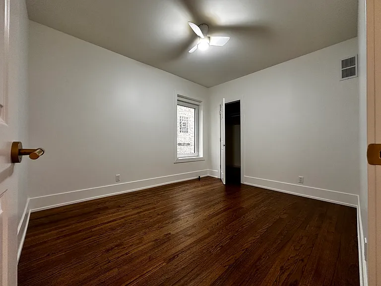 5346 W Montrose Ave #2 — Photo 6