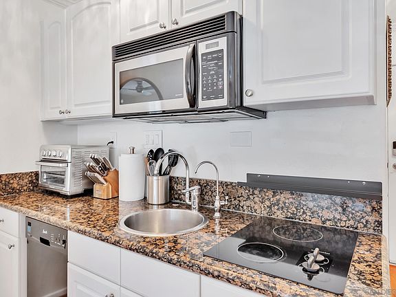4th image of 1021 Scott St APT 114