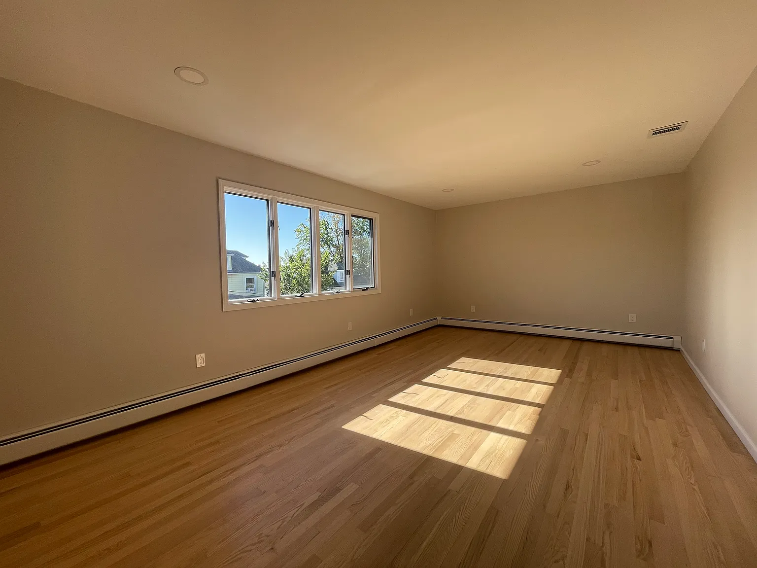 1 bed, $2,000 — Photo 4