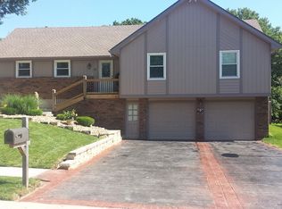 10 NW 101st Pl, Kansas City, MO 64155