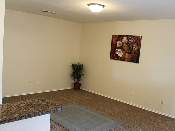 5th image of 1321 Kesser Dr