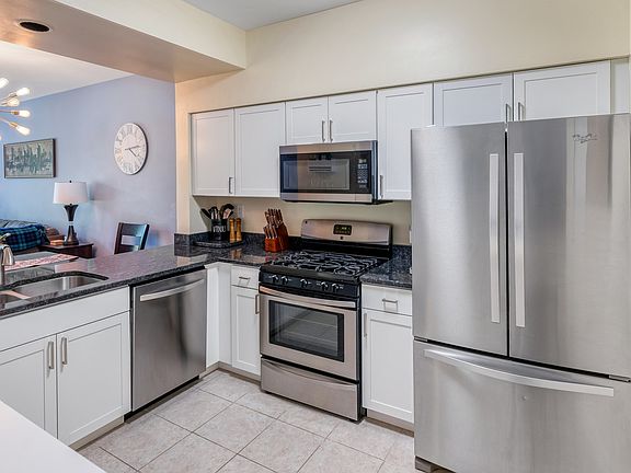 4th image of 1451 Walnut Hill Ave