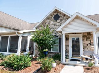 67 S Alpine Dr #23B, York, PA 17408