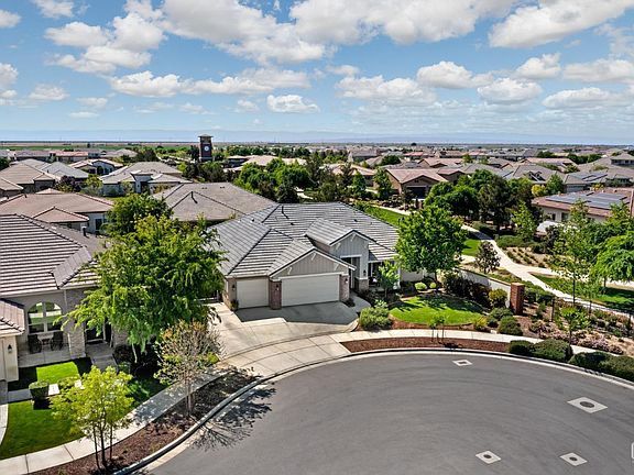 4th image of 11631 Shady Valley Pl
