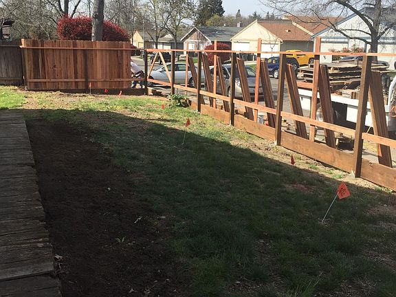 Building of the new fence