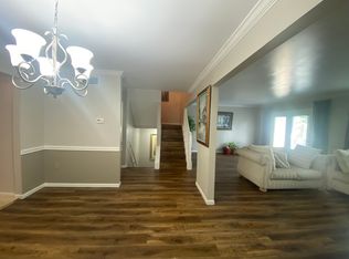 1029 Parkcrest Ln, Park Hills, KY 41011