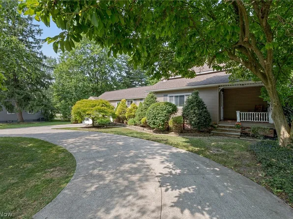 6190 Stearns Rd, North Olmsted, OH 44070