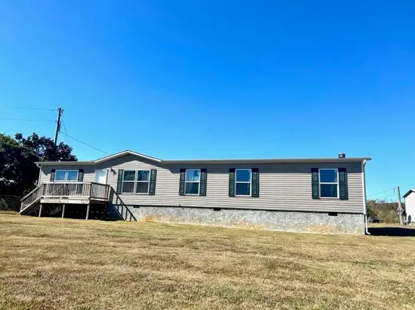 28 Sharee Ln, Tunnel Hill, GA 30755