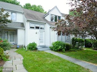 3971 Acorn Ridge Ct, Fairfax, VA 22033