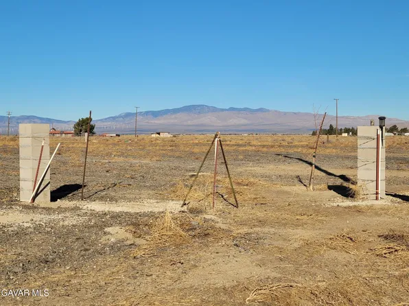 Corner Avenue Stw #D-52, Lancaster, CA 93536