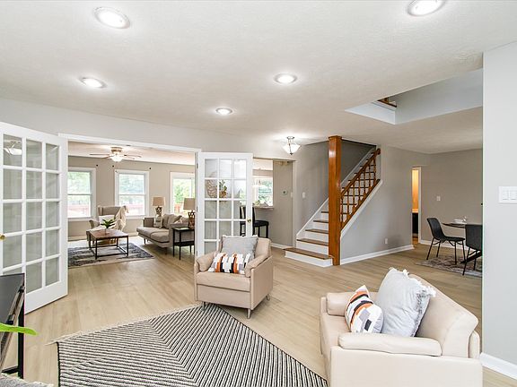 5th image of 11005 Sunnybay Ln