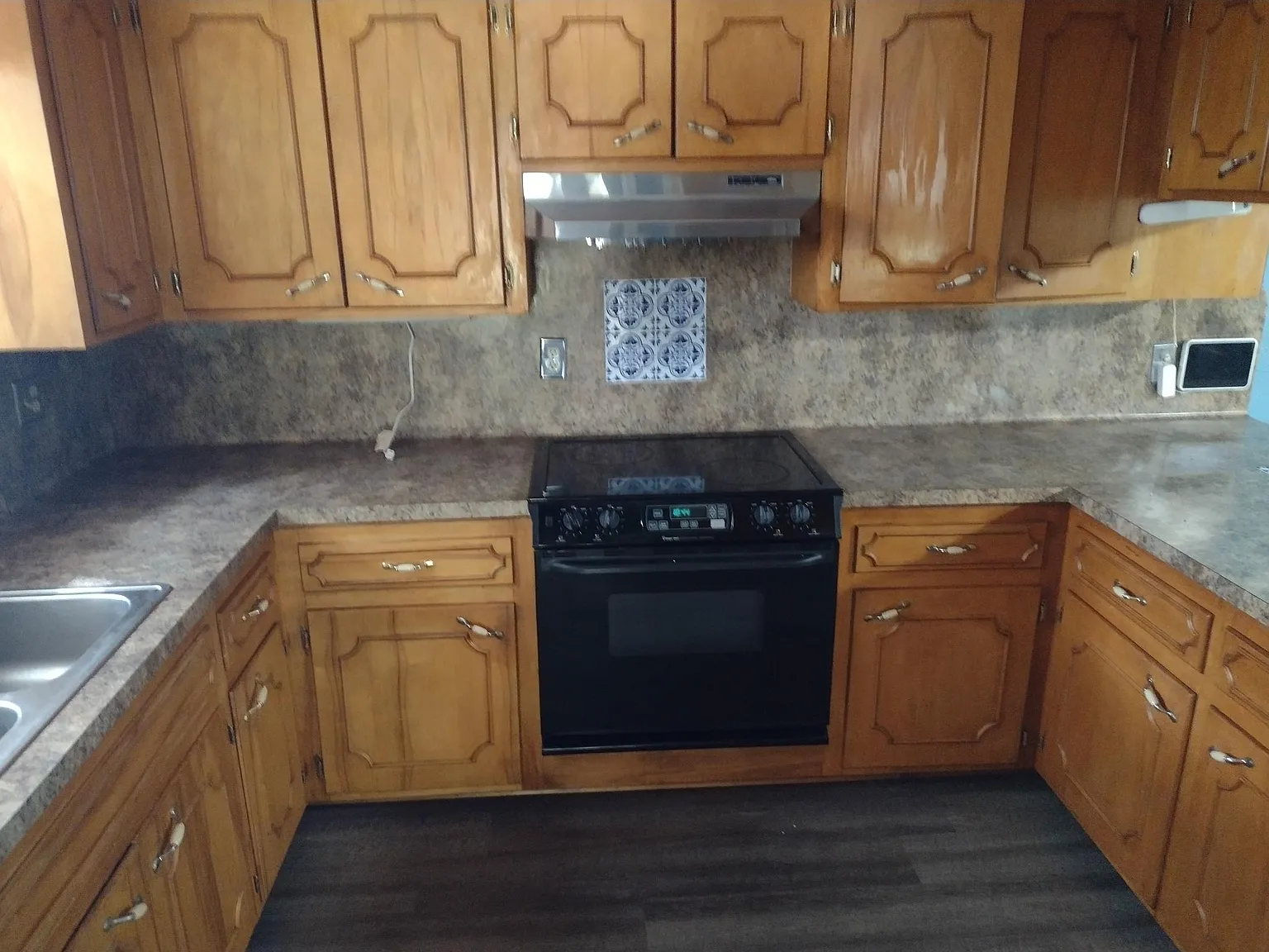 4 bed, 2000 sqft, $2,100 — Photo 3