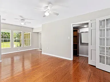 Master Bedroom & closet view