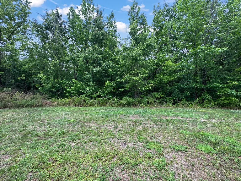202 Beaumont Cir — Photo 17