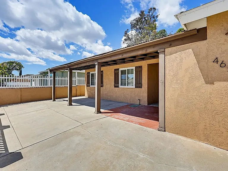 465 Meadowbrook Dr — Photo 6