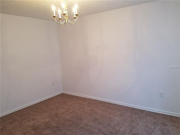 4th image of 2424 Laredo Dr
