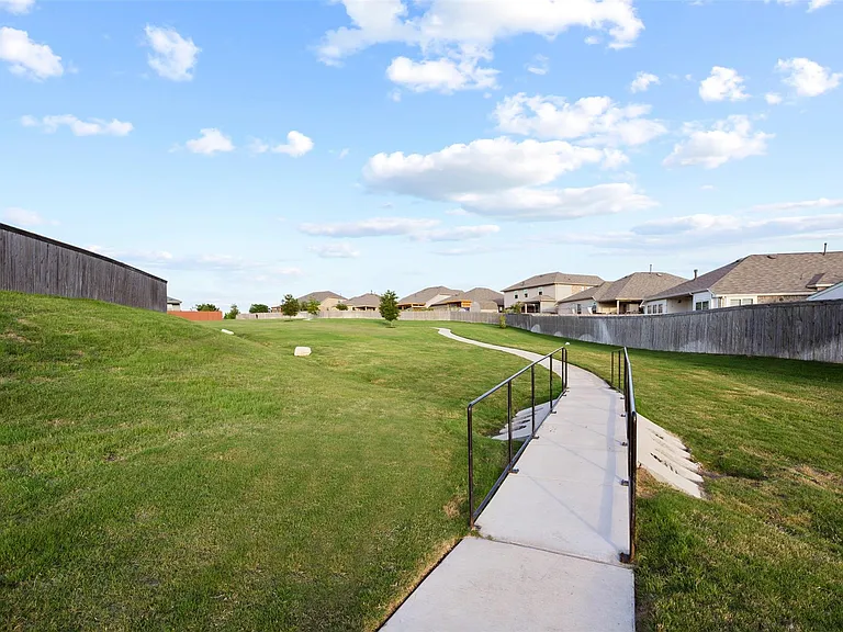 489 Shale Cir — Photo 28