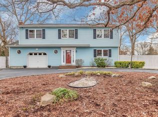 74 Island Blvd, Sayville, NY 11782