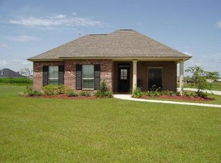 138 Dicharry Ct, Thibodaux, LA 70301