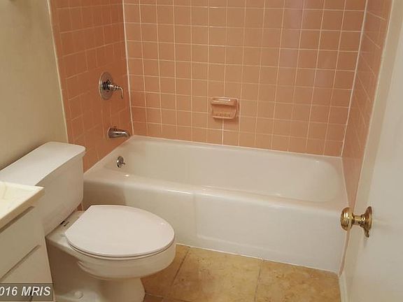 5th image of 8641 Sacramento Dr Unit 3/8641D