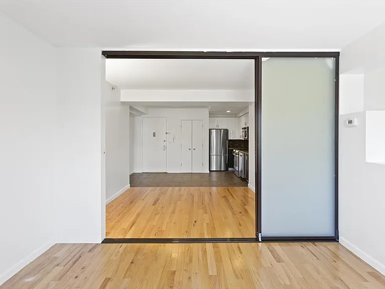 189 Avenue C #6E — Photo 4