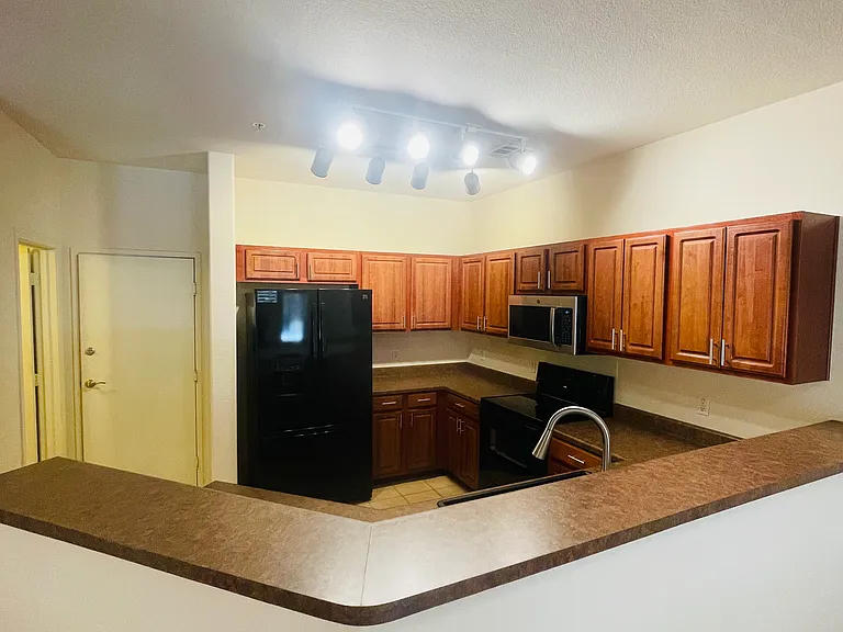 1702 E Bell Rd #164 — Photo 2