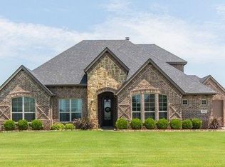 125 Backstretch Ln, Fort Worth, TX 76126