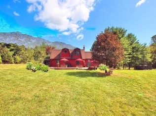 307 Meeker Rd, Wallkill, NY