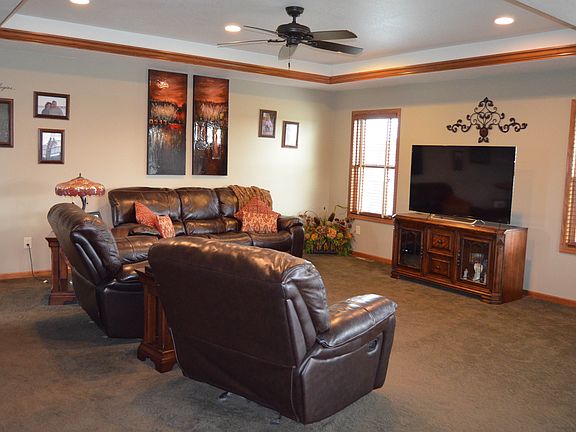 3rd image of 2807 Adkins Dr