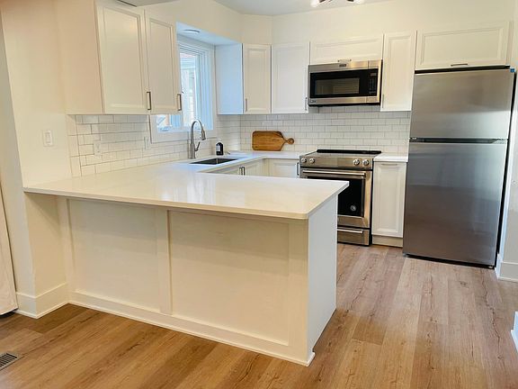 3rd image of 1446 N 31st St