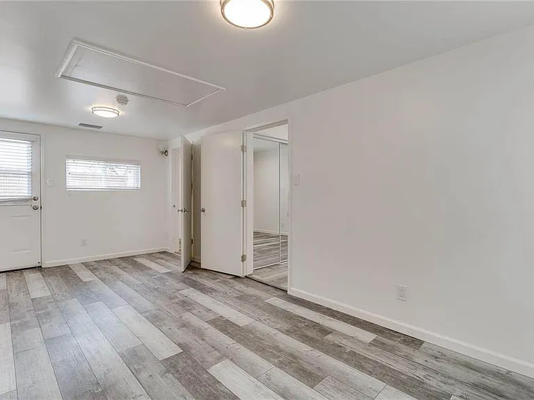 1500 Voorhees Ave — Photo 38