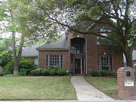 2nd image of 13403 Live Oak Glen Ln