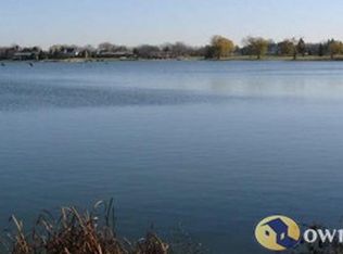 119 Park Dr, Barrington, IL 60010