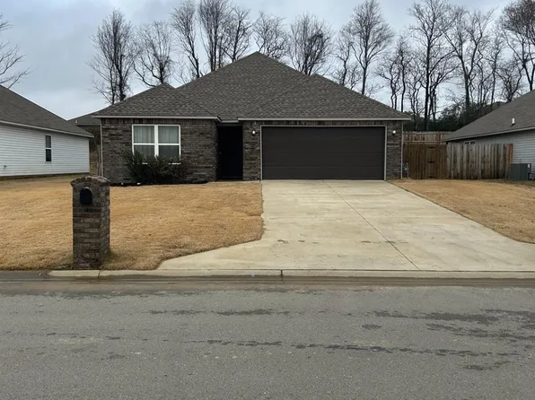 4908 Prospector Dr, Jonesboro, AR 72405
