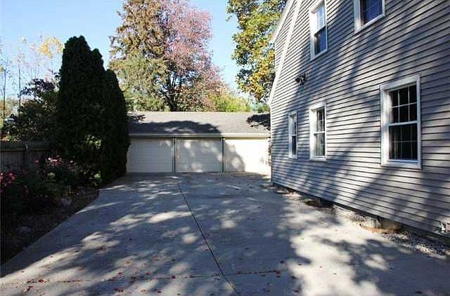 2nd image of 2620 Juniper Dr