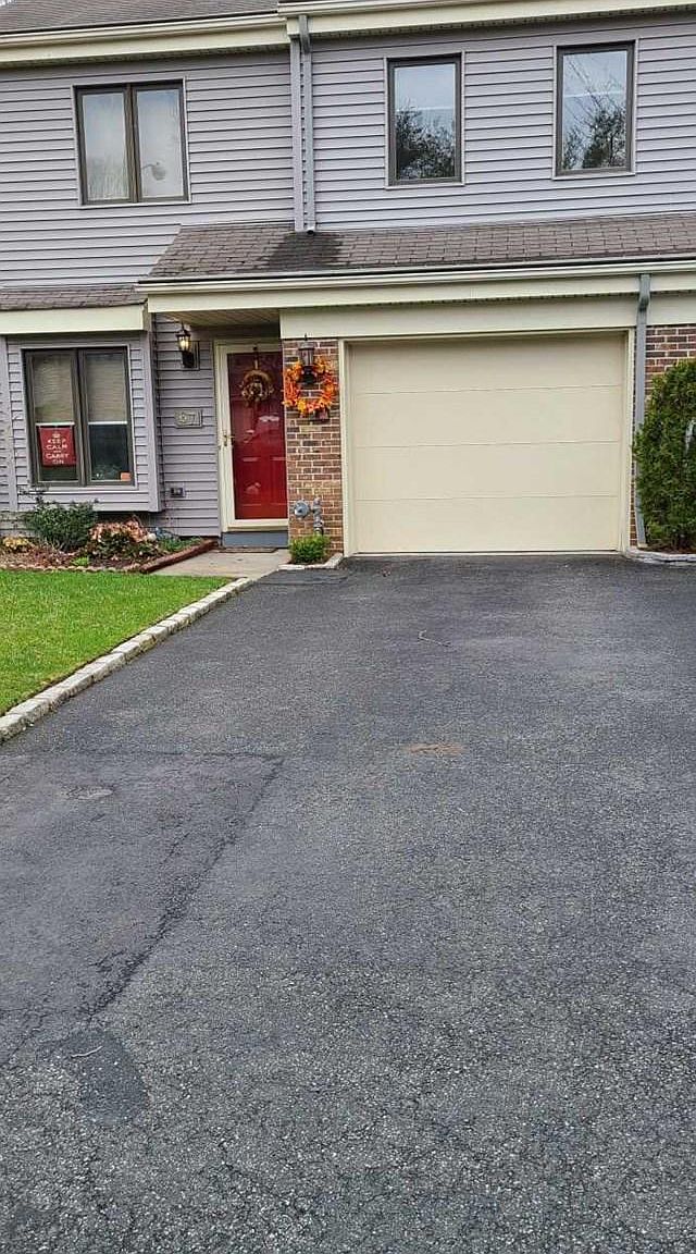 67 Chelsea Ct, Saddle Brook, NJ 07663 Zillow